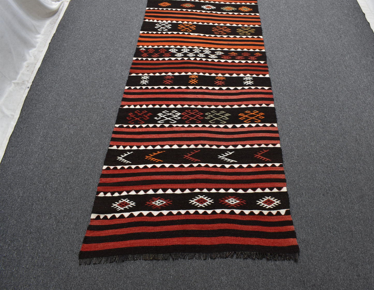 El Dokuma Otantik Ender Karapınar Yörük Yolluk Yün Kilim 7153
