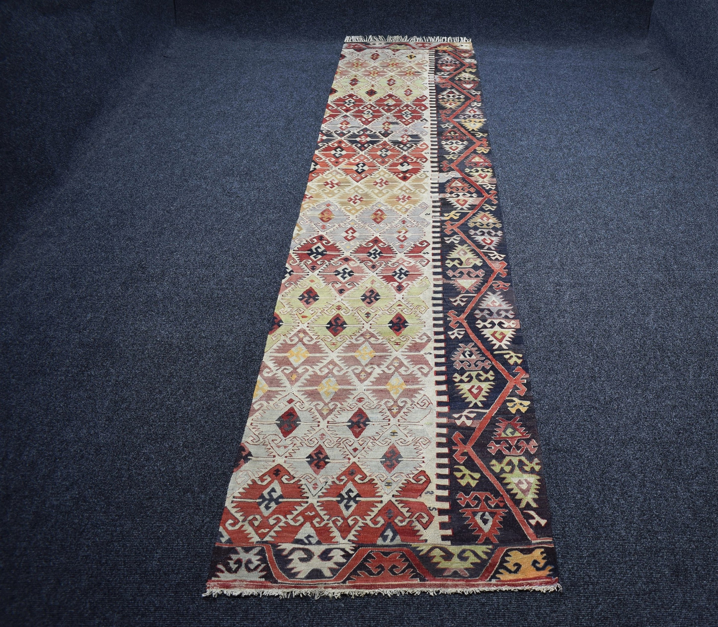Antika El Dokuma Seçkin Sivrihisar Yolluk Yün Kilim 7217