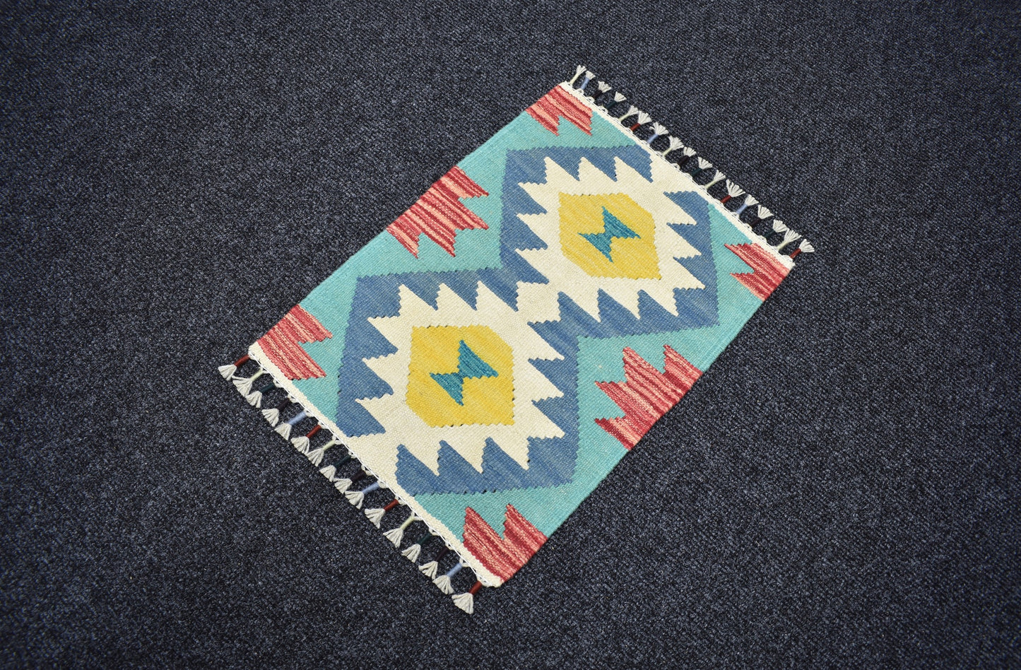 Yeni El Dokuma Ender Cerit Yörükleri Meşhed İran Yün Kilim 7239