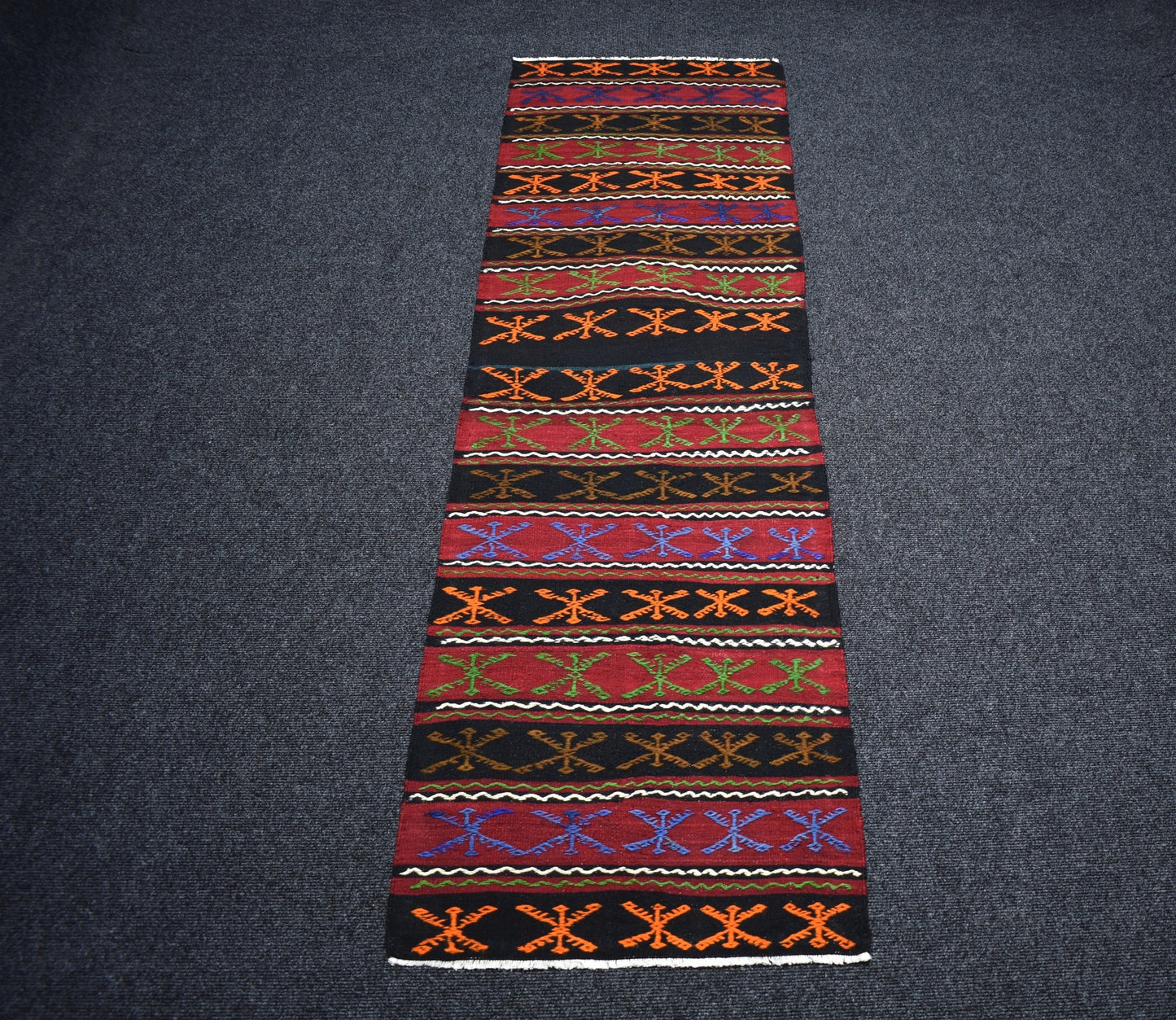El Dokuması Başyapıt Yekpare Darende Yolluk Yün Kilim 7291
