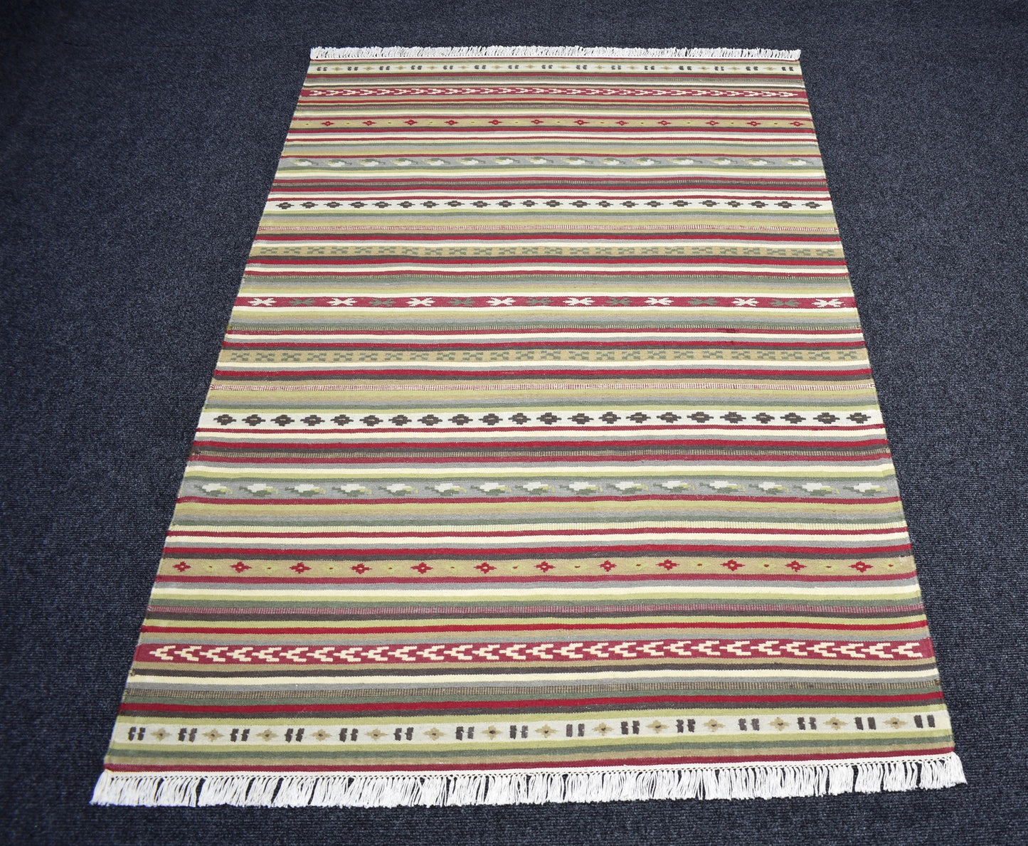 Vintage El Dokuma Benzersiz Modern Pastel Yün Kilim 7309