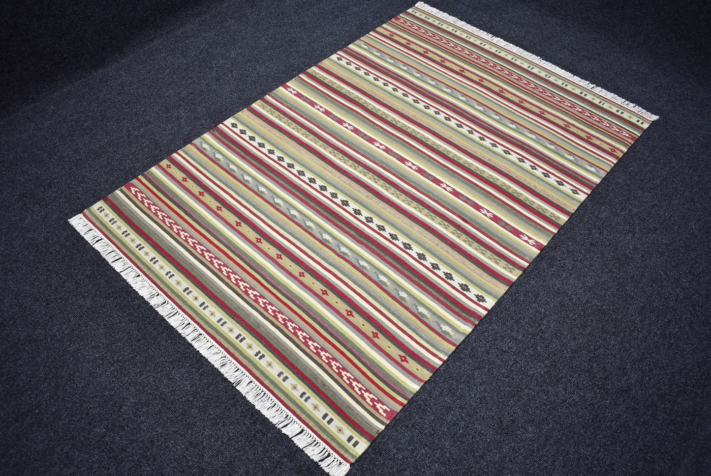 Vintage El Dokuma Benzersiz Modern Pastel Yün Kilim 7309