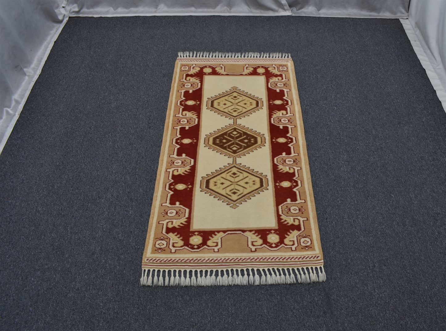 Yeni El Dokuma Modern Zarif Gemi Suyu Model Milas Yün Halı 7363