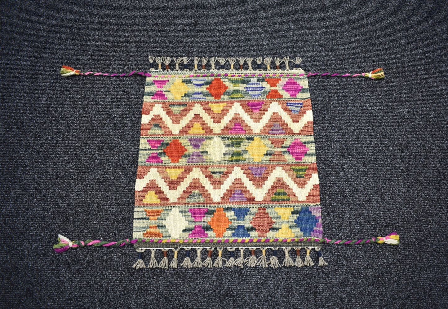 Yeni El Dokuma Nadir Kare Cerit Yörükleri Meşhed İran Yün Kilim 7380