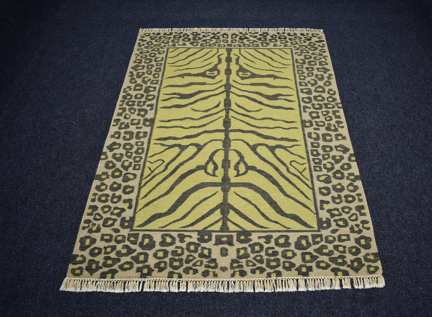 Yeni El Dokuma Modern Leopar Tasarım Yün Kilim 7395