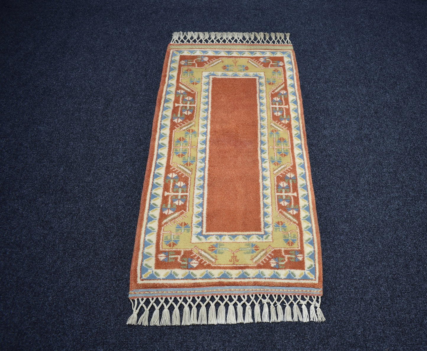 Yeni El Dokuma Modern Şaheser Milas Yün Halı 7427