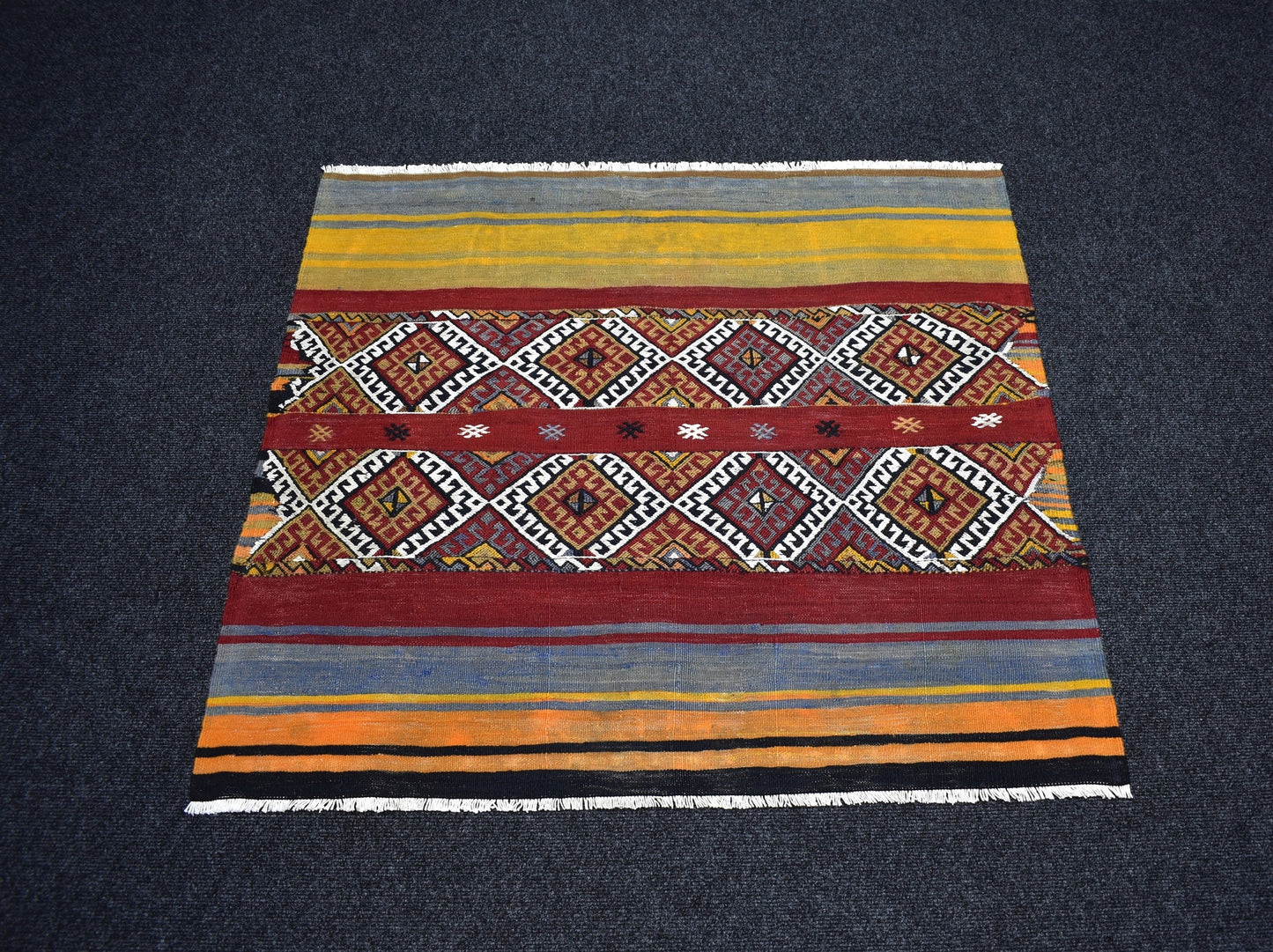 El Dokuma Otantik Sumak Sivas Yün Kilim 7456