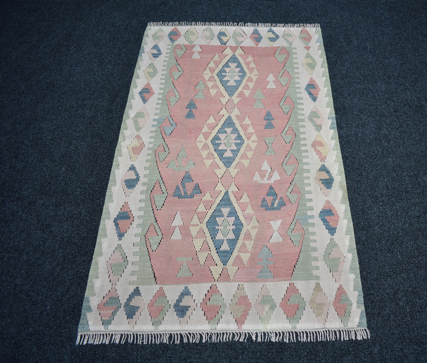 Vintage El Dokuma Nadir Pastel Pınarbaşı Kayseri Yün Kilim 7458