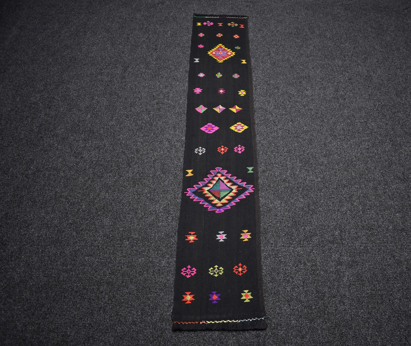 Yeni El Dokuması Siyah Bardız Erzurum Mini Yolluk Yün Kilim 7461