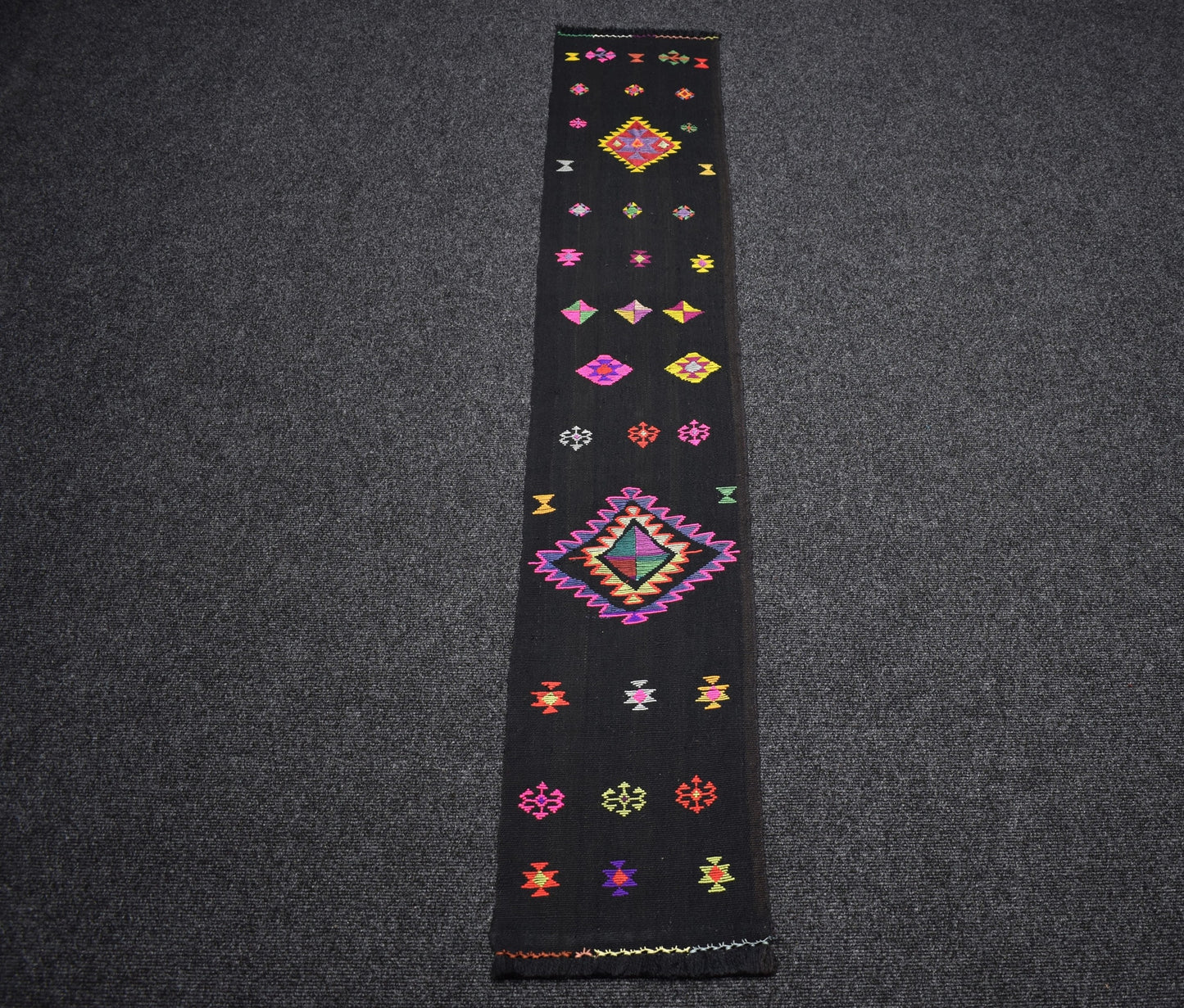 Yeni El Dokuması Siyah Bardız Erzurum Mini Yolluk Yün Kilim 7461