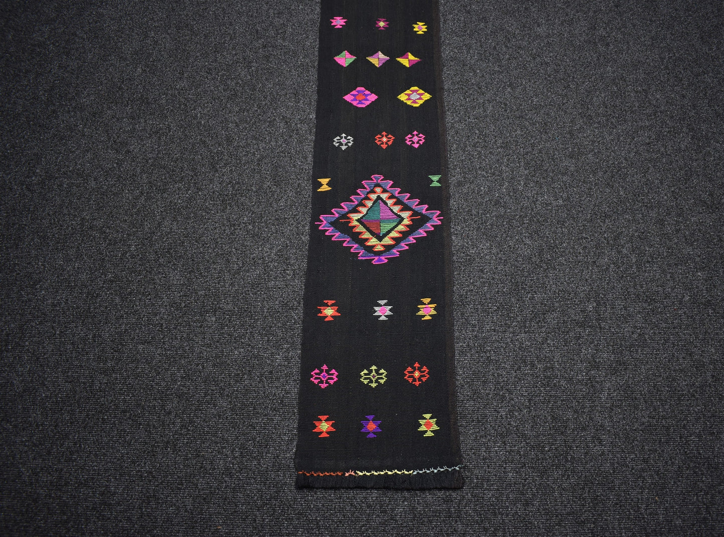 Yeni El Dokuması Siyah Bardız Erzurum Mini Yolluk Yün Kilim 7461