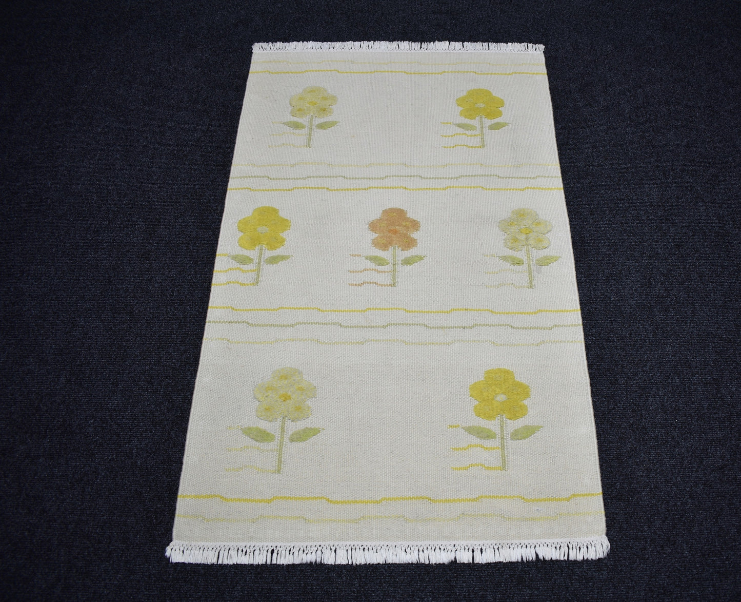 Yeni El Dokuma Nadir Modern Kabartmalı Çiçekli Yün Kilim 7466