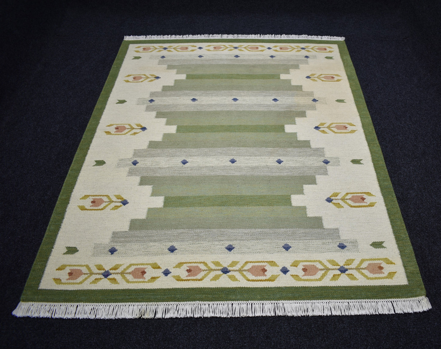 Yeni El Dokuma 4m2 Modern Tasarım Yün Kilim 7470