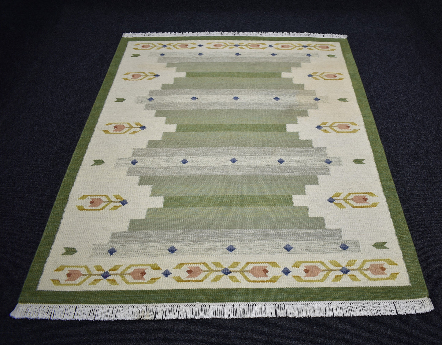 Yeni El Dokuma 4m2 Modern Tasarım Yün Kilim 7470