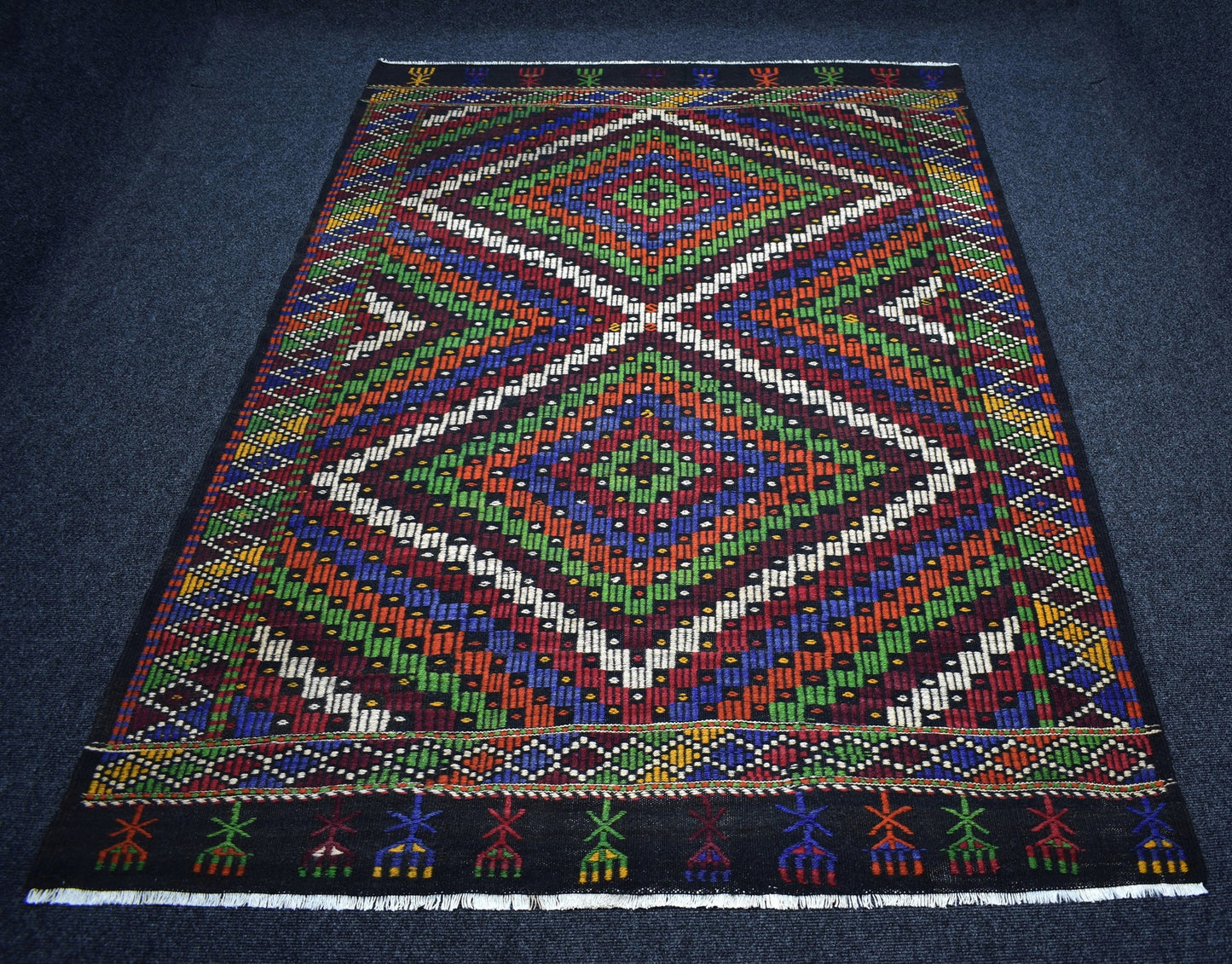 Yeni El Dokuması 5m2 Eşsiz Uşak Yörük Cecim Yün Kilim 7493