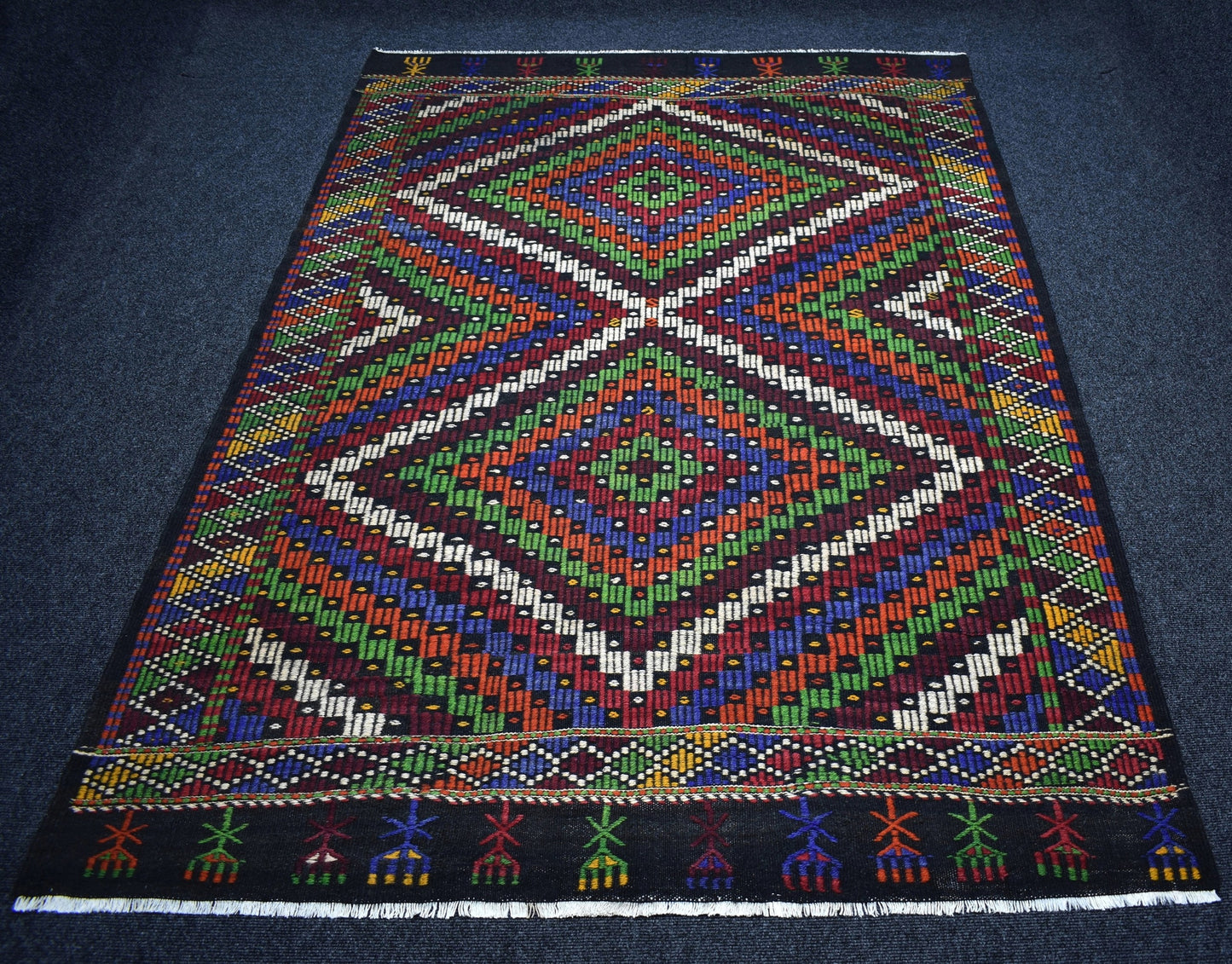 Yeni El Dokuması 5m2 Eşsiz Uşak Yörük Cecim Yün Kilim 7493