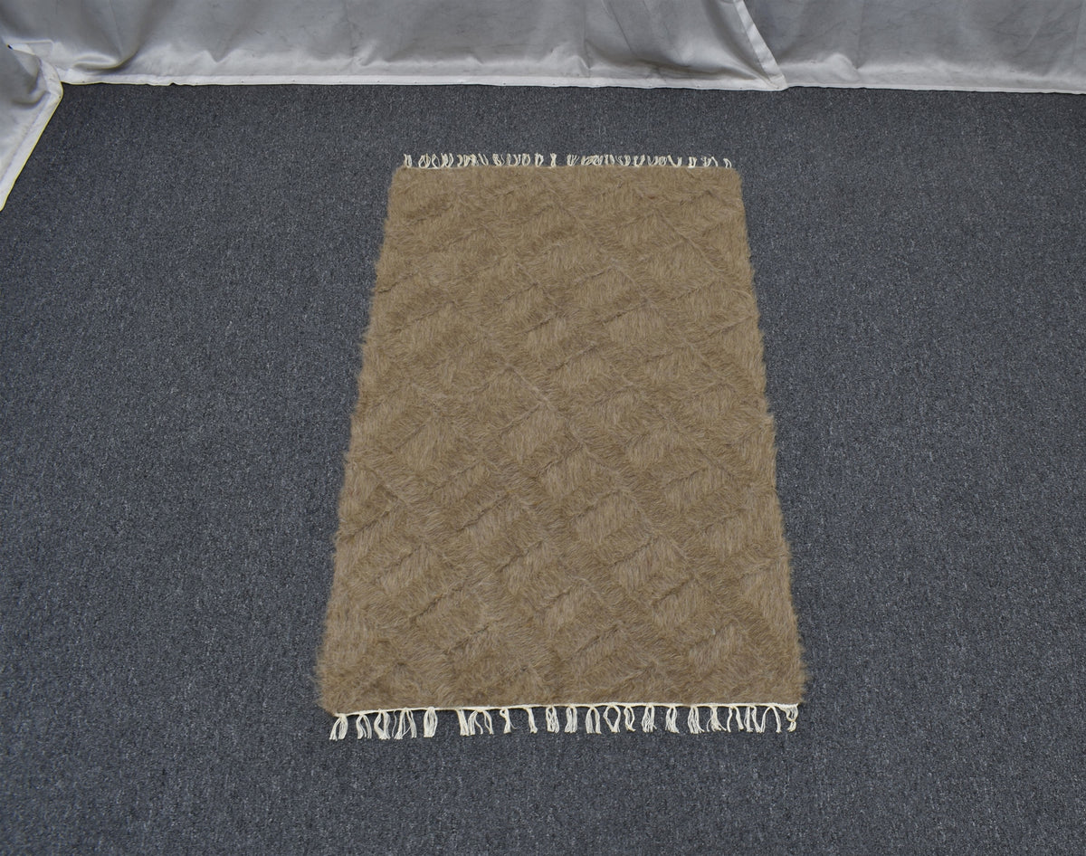 Yeni El Dokuma Tek Renk Yün Tiftik Siirt Battaniyesi Kilim 7616