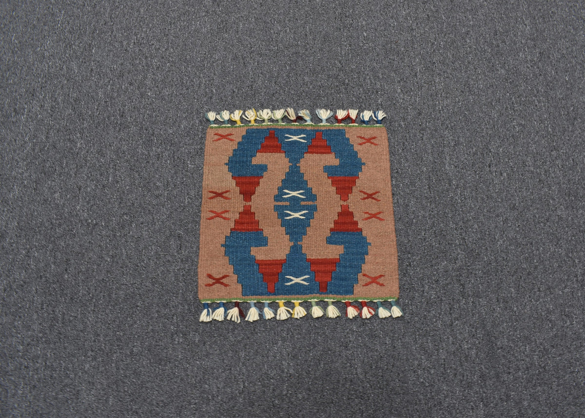Yeni El Dokuma Köşe Kare Sandalye Minderi Pınarbaşı Kayseri Yün Kilim 7743