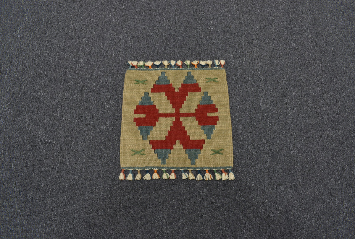 Yeni El Dokuma Köşe Kare Sandalye Minderi Pınarbaşı Kayseri Yün Kilim 7748