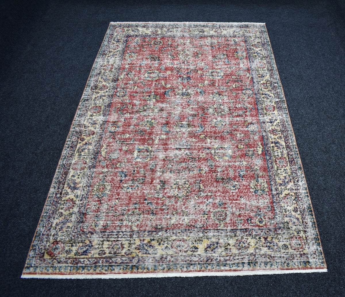 Vintage 4m2 El Dokuma Serpme Çiçekli Kırmızı Eskitme Lüks Yün Salon Halısı 7755