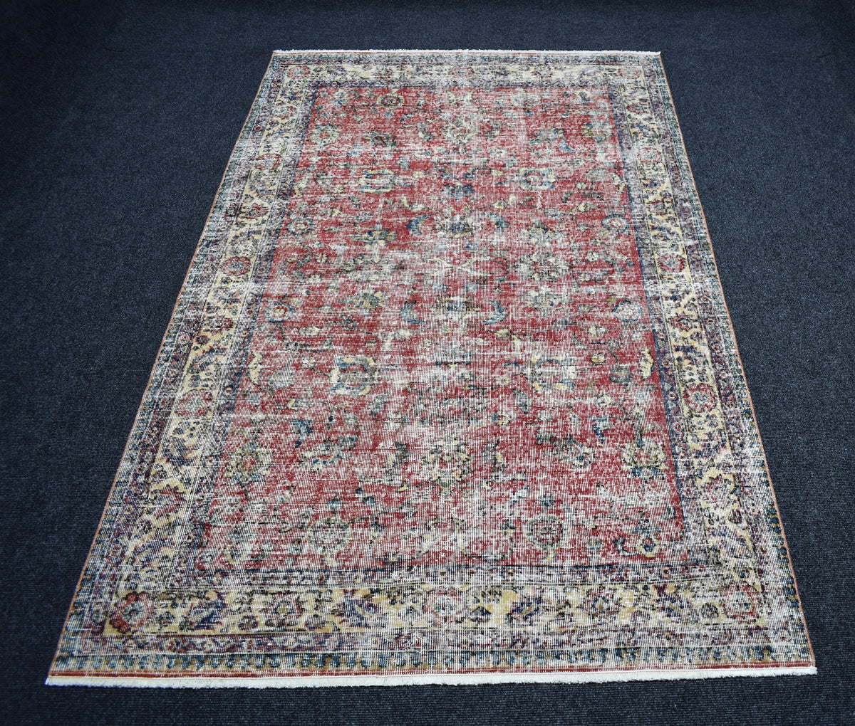 Vintage 4m2 El Dokuma Serpme Çiçekli Kırmızı Eskitme Lüks Yün Salon Halısı 7755